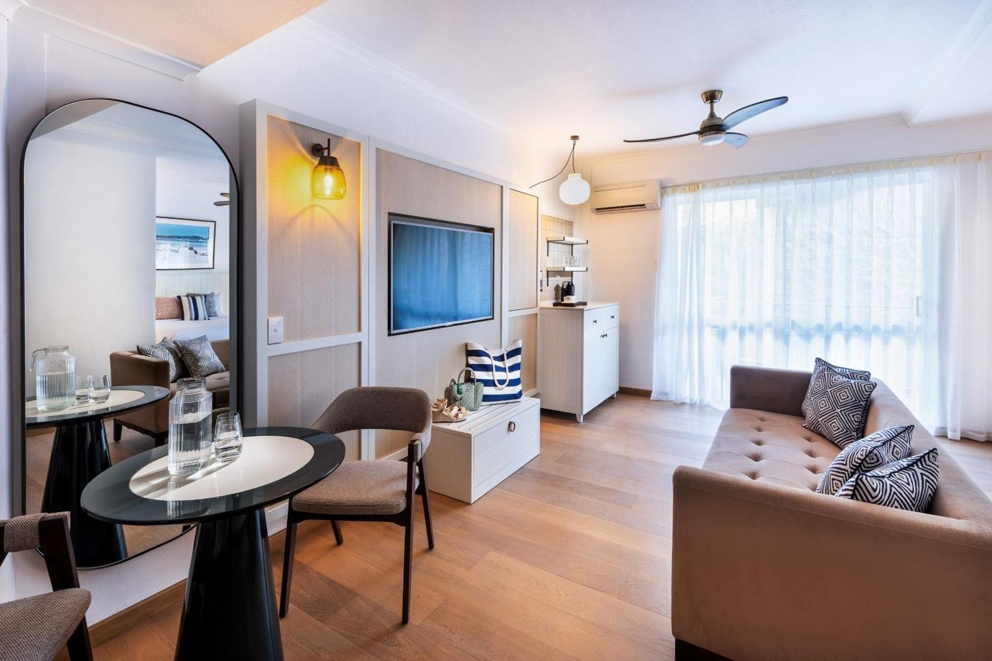 Mantra Club Croc Hotel Airlie Beach Ngoại thất bức ảnh